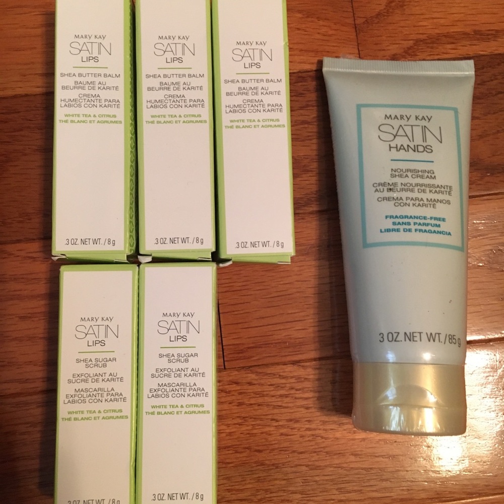 Mary Kay Satin hands/lips bundle